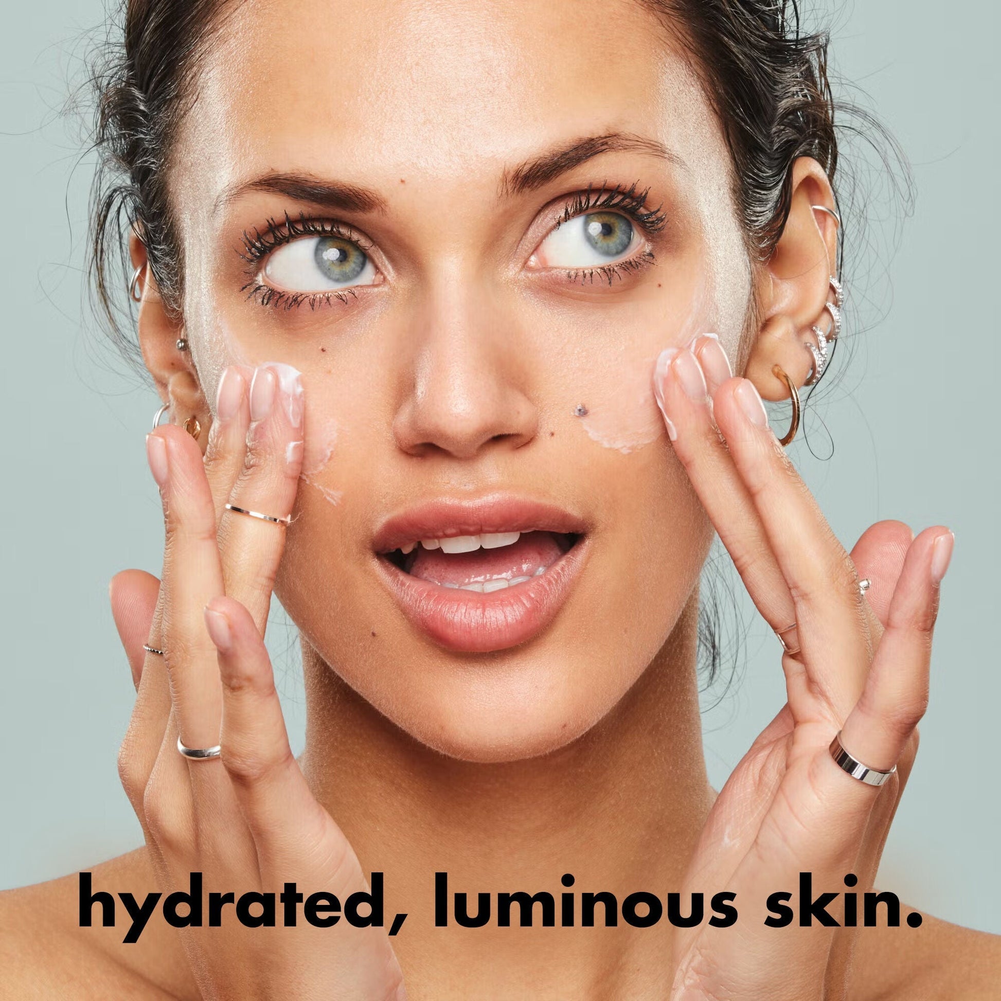 holy-hydration-face-cream-fragrance-free-g2 0226_EDU_HHFaceCreamFragranceFree_Benefit.jpg