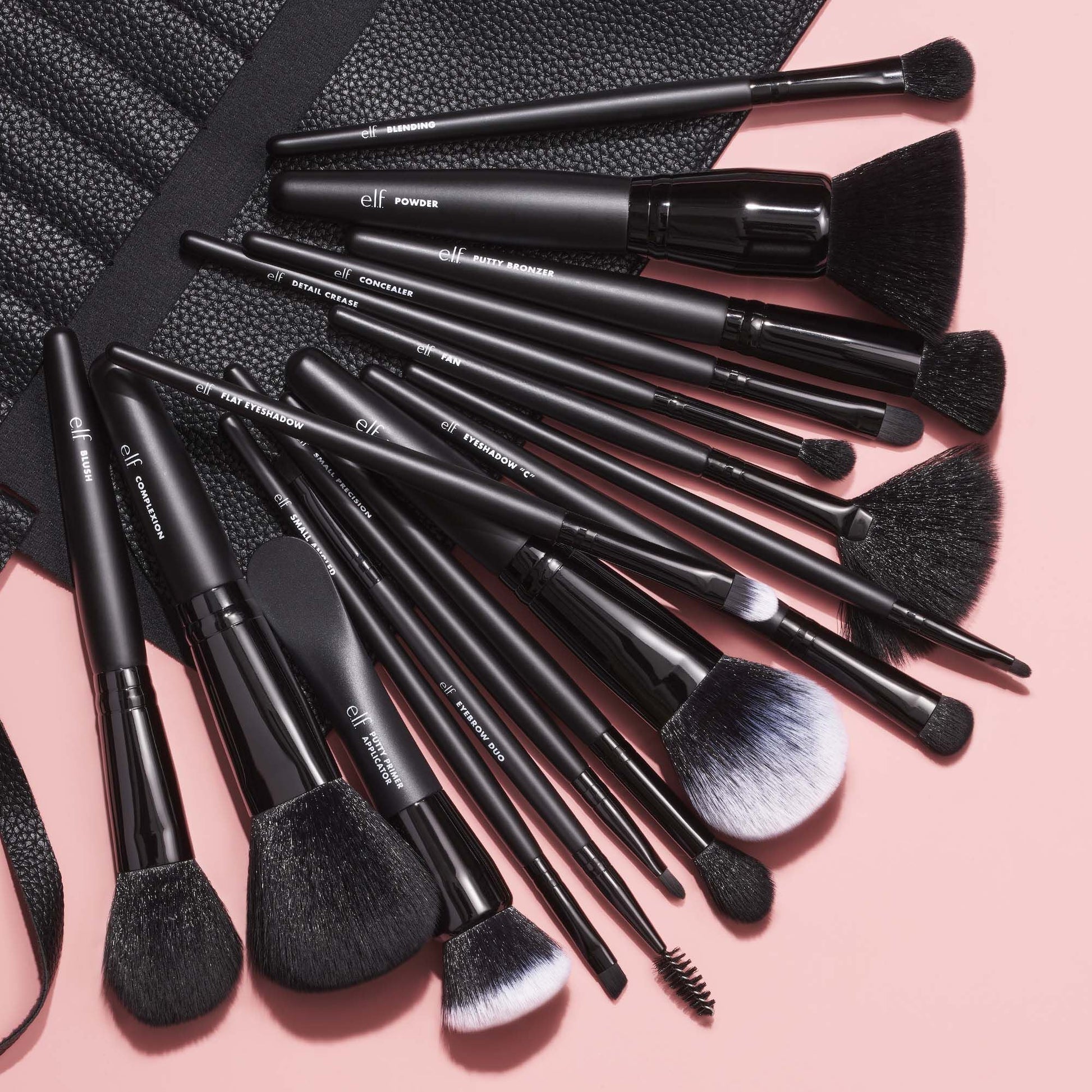 17-piece-ultimate-makeup-brush-set-and-travel-roll-u6 042423_UltBrushSet_V1_Main-2_IGF.jpg