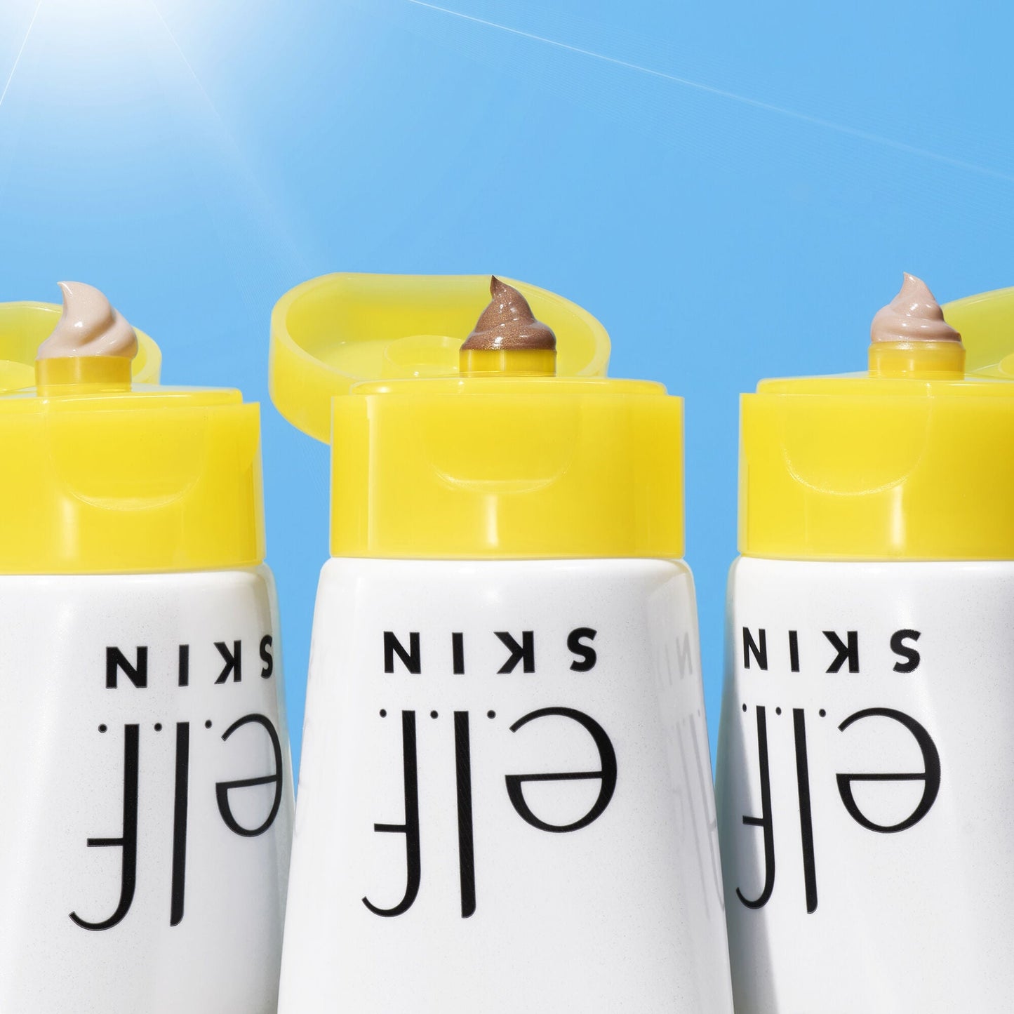 suntouchable-whoa-glow-spf-30-v4 042423_WhoaGlow_Macro_Main-2_IGF.jpg
