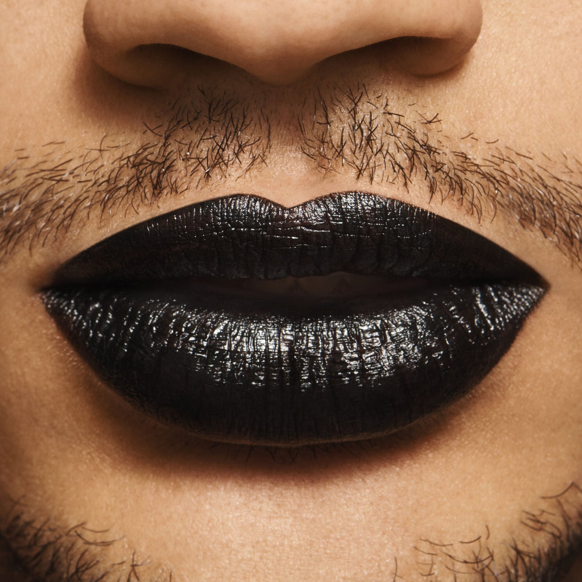 o-face-satin-lipstick-f2 071122_OF_Bryson_V4_0032_FINAL_RGB_IGF.jpg