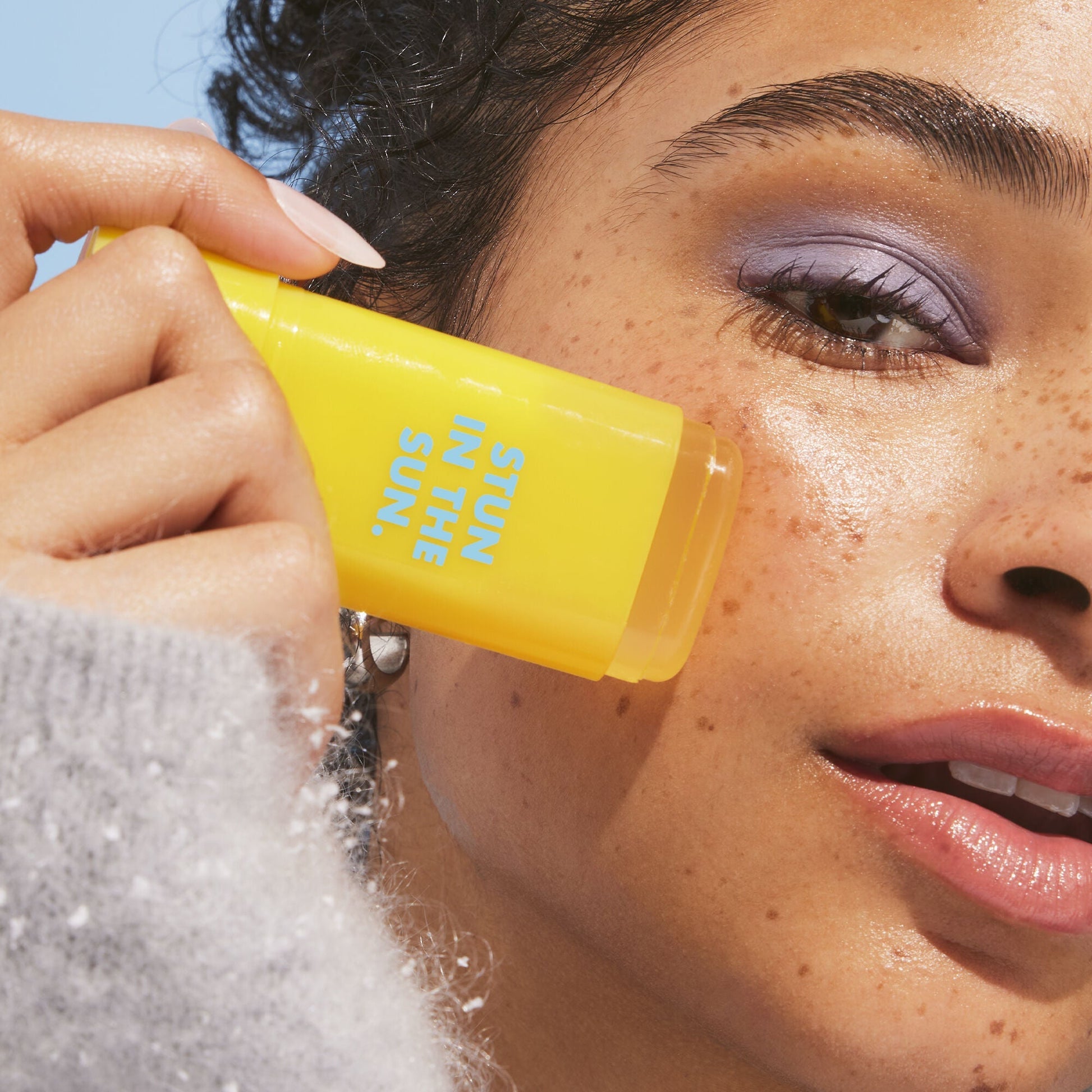 suntouchable-invisi-stick-spf-50-k7 091924_Aiyana_Sunwich2_2468_FINAL_RGB_IGF2.jpg