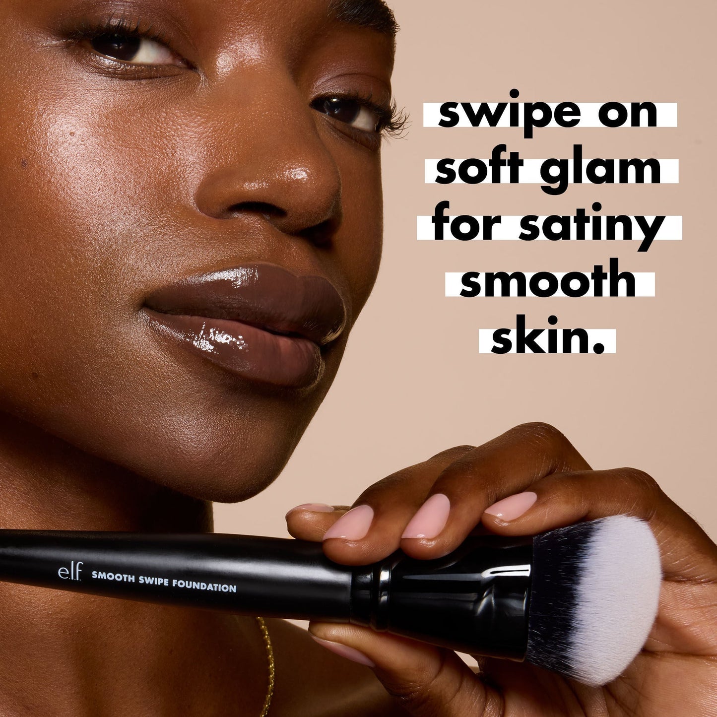 smooth-swipe-foundation-brush-y5 0925_EDUCATION_SMOOTHSWIPEFOUNDATIONBRUSH_PAIRING_20FOUNDATION_20_20BRUSH_20OPTION2.jpg