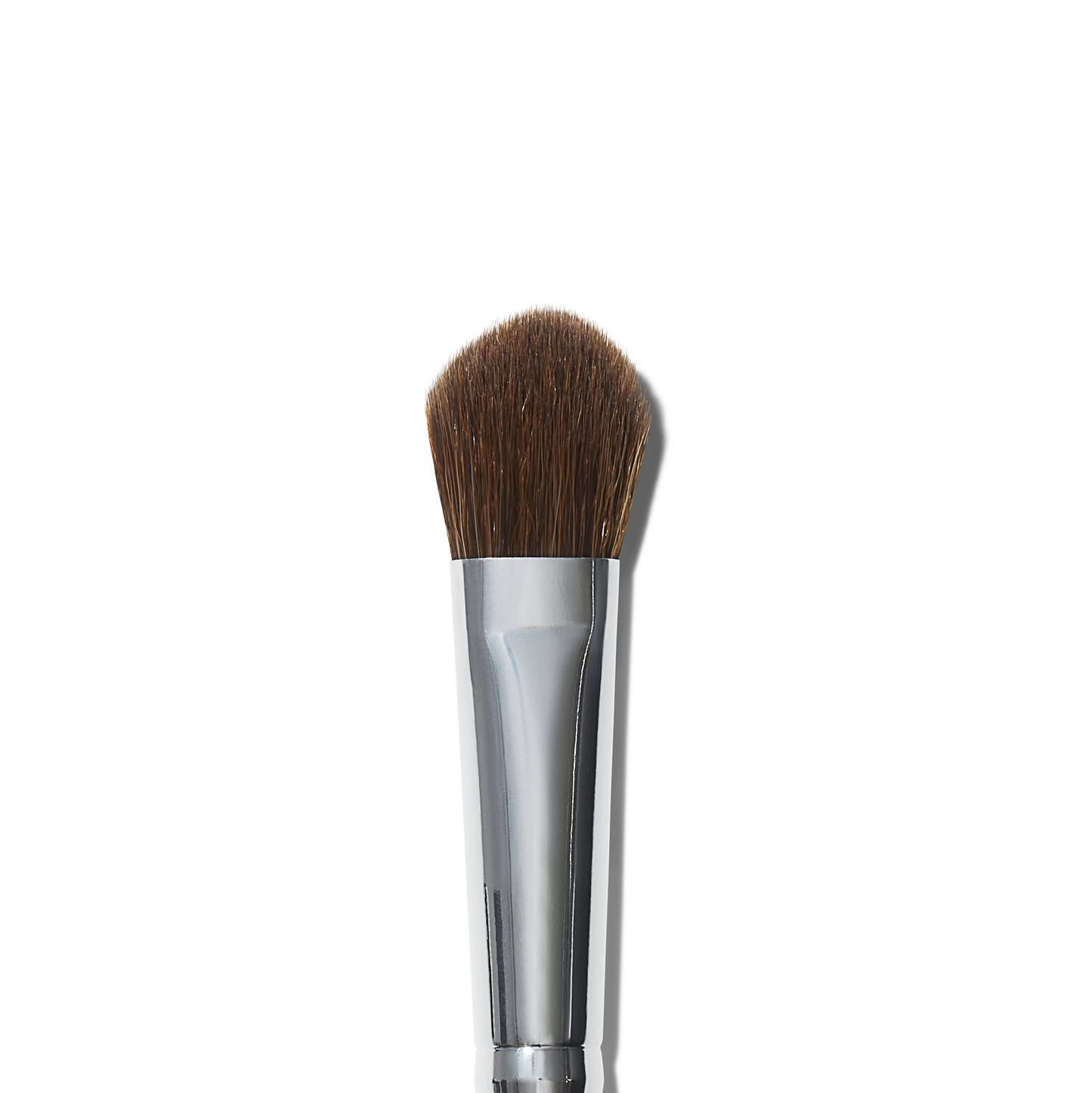 wide-tapered-eyeshadow-brush-r4 21994_MACRO_R.png