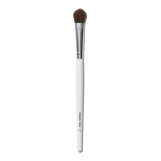 wide-tapered-eyeshadow-brush-r4 21994_OPENA_R.png