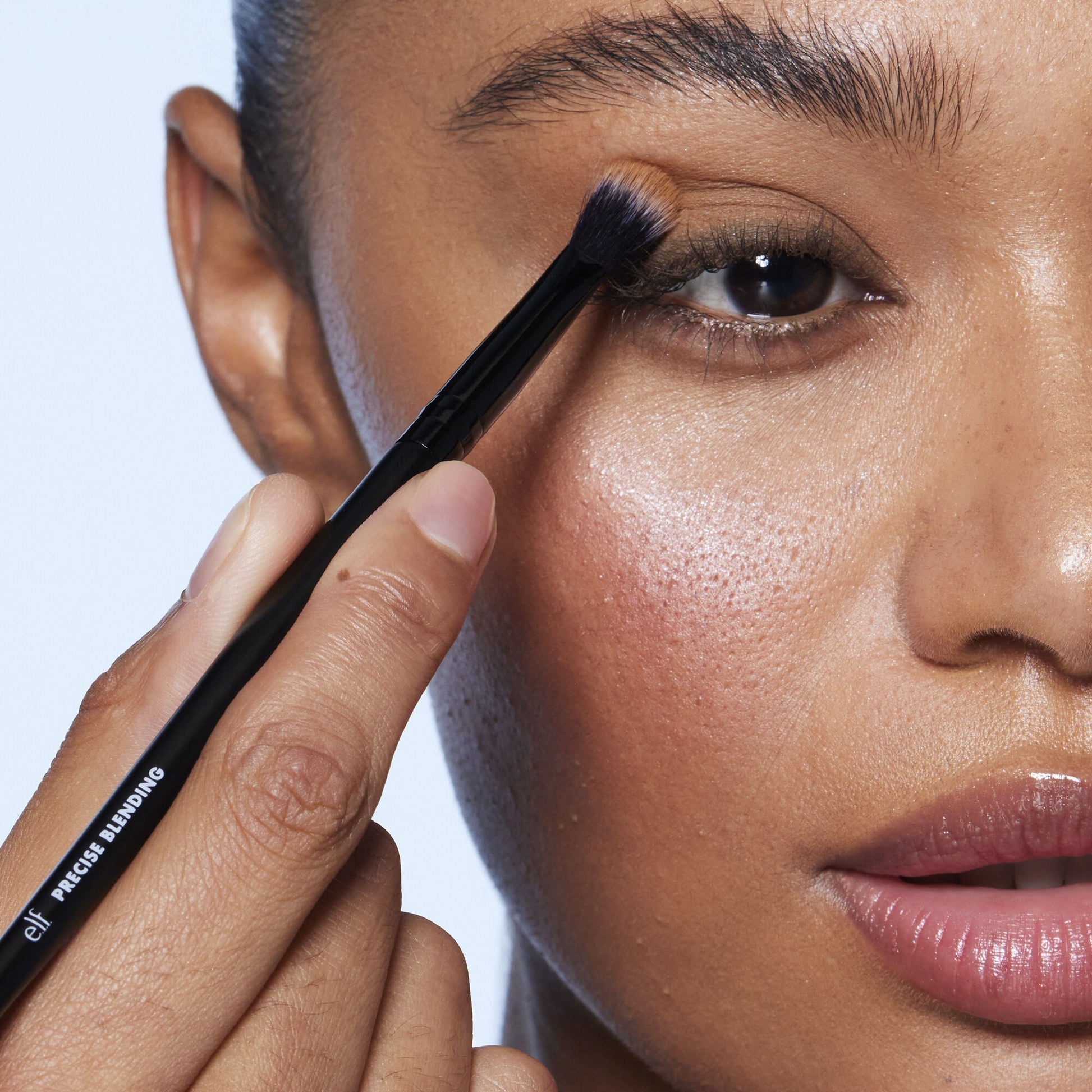 precise-blending-brush-y1 81284_Tapered_Blending_Brush.jpg