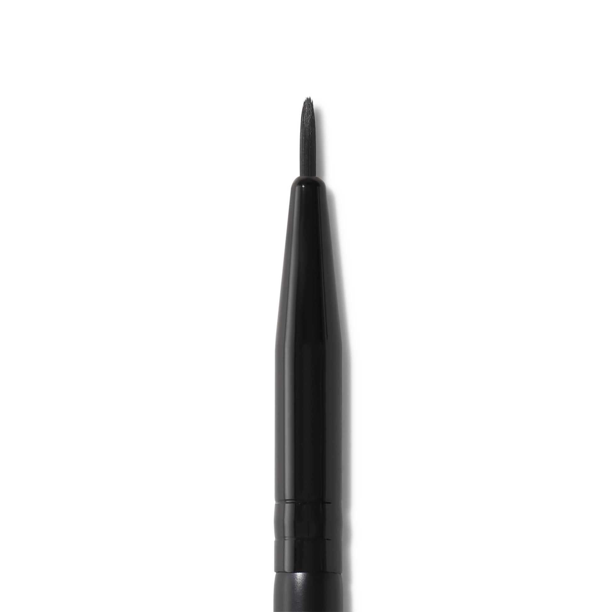 ultra-fine-eyeliner-brush-w6 81915_detail_R.png
