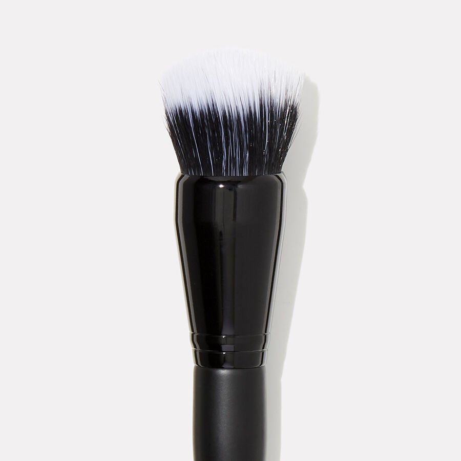domed-stipple-brush-n2 84050_SelfieReadyStippleBrush_2.jpg
