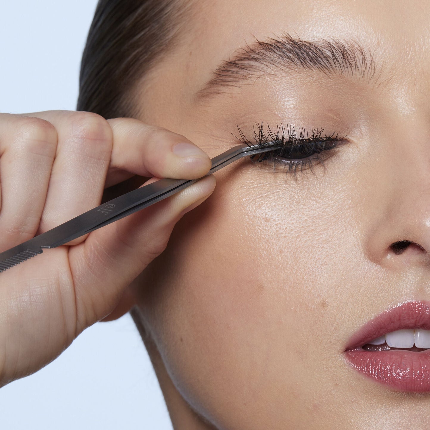 false-eyelash-applicator-a2 84093_False_Lash_Applicator.jpg